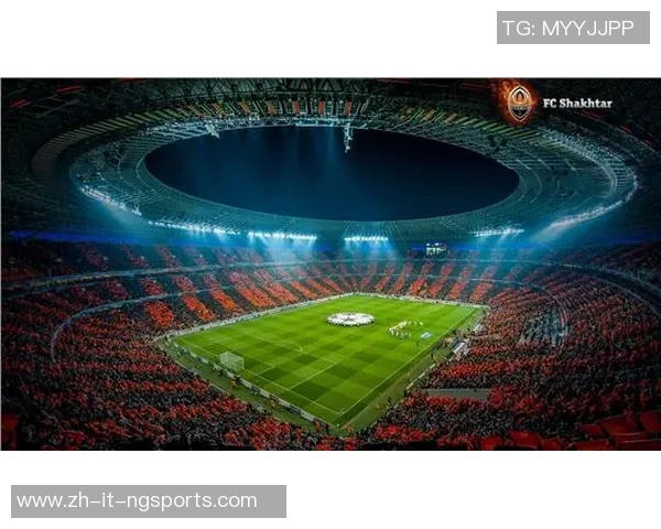 霸气足球展现激情与力量引领新时代球场风潮 霸气足球展现激情与力量引领新时代球场风潮